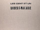 la couverture d'un livre sur laquelle figure la photo d'un homme en costume