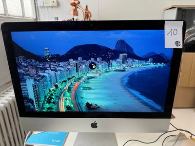 1 Imac(vérouillé) et 1 Imac hors service