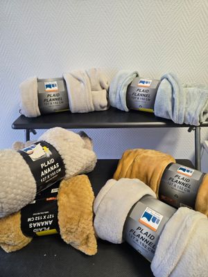 Lot 7 plaids flannel et ananas 127x152 - Photo 1