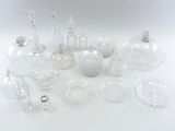 a lot of glass items that are on the table