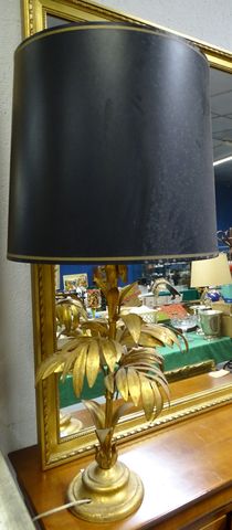 Lampe de table en métal doré à décor de feuillage H : 86