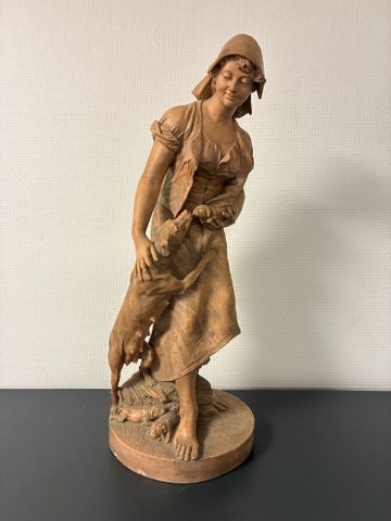 L. FOURNIER. D’après. « Femme et la portée de chiots ». Sculpture...