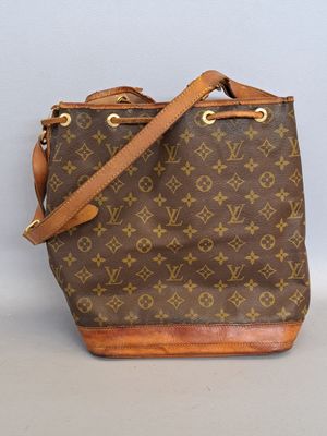 Louis VUITTON - modèle « Noé »