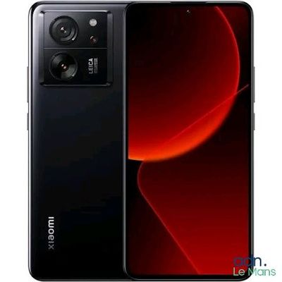 the back of a black smartphone with a red light on the screen