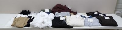 UNIQLO Femme : Lot de 20 articles - Taille L *NEUF avec étiquettes* - Photo 1