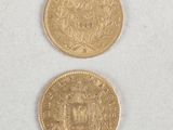 two gold coins, one of which is a sovereign and the other of which is a sovereign