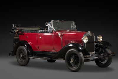 (d) FORD Model A torpédo 1931 N°série : RPA018431