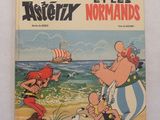une vieille bande dessinée sur laquelle on voit un homme et un chien à la plage