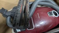 ASPIRATEUR MIELE - TVA RECUPERABLE (photo 2)