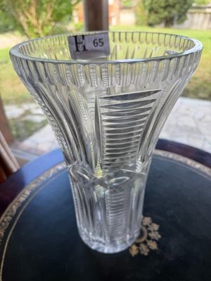 Vase en cristal taillé - Diam. 20,5 cm H.