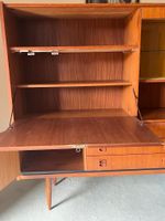 Buffet enfilade en teck et placage de palissandre ouvrant en… (photo 6)
