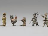 plusieurs figurines d'animaux et d'oiseaux dans différentes poses