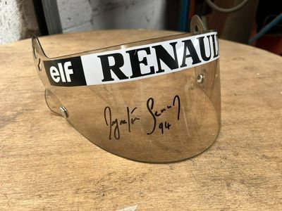 Visière de casque signée par AYRTON SENN…