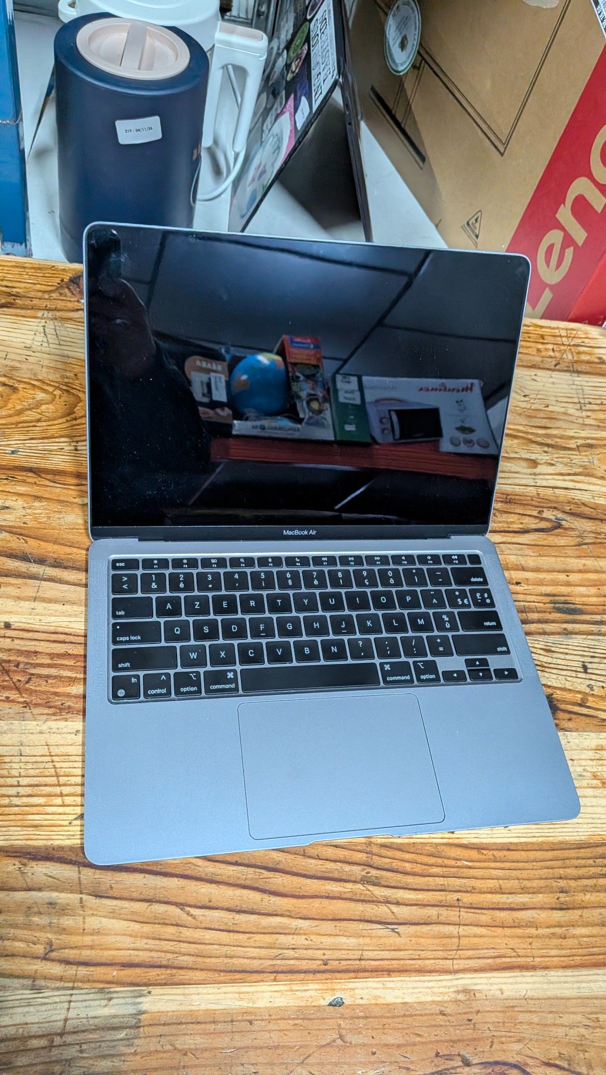 ORDINATEUR PORTABLE APPLE MACBOOK AIR - TVA RECUPERABLE