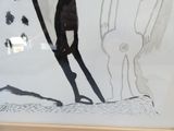 un dessin représentant un homme sur une planche de surf dans l'eau