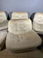 Ensemble de six fauteuils, d'un ottoman et d'un pose-verres … (photo 3)