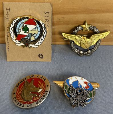 lot de 4 médailles militaires armée de l'air