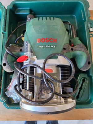 Défonceuse BOSCH POF 1400 ACE. 1400W. En coffret. Bel état.