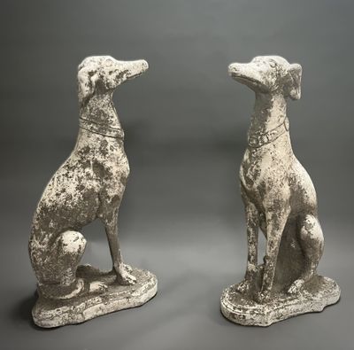 paire de figurines anciennes en fonte représentant des lévriers
