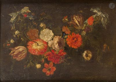 tableau représentant des fleurs dans un vase en verre posé sur une table
