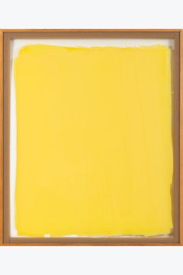 une image représentant un tableau avec un carré jaune au milieu