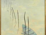 une peinture à l'huile représentant un bateau sur l'eau, avec des roseaux au premier plan