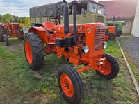 Tracteur agricole VENDEUVRE. Modèle SUPER MD. (photo 2)