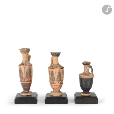 three vases are sitting on top of a wooden stand
