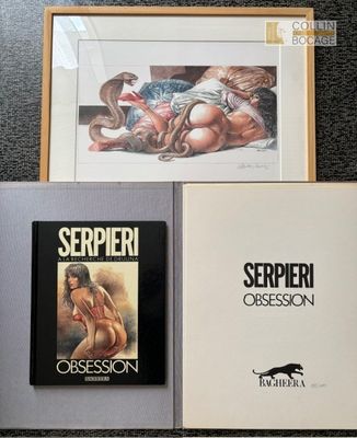 Deux livres sont posés sur une table, à côté d'une photo d'une femme