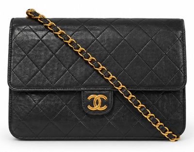 chanel black quilted lambskin flap bag