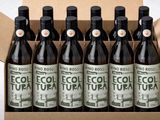 six bouteilles d'Eco-Teatura dans une boîte en carton posée sur une table
