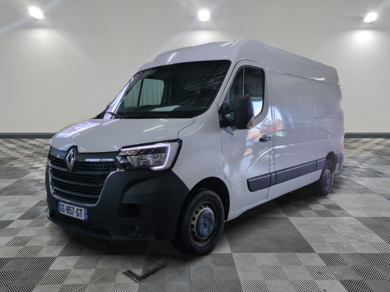 RENAULT - MASTER FGN TRAC F3500 L2H2 BLUE DCI 135 CONFORT - …