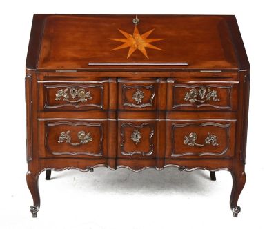 an image of a wooden desk with a star on top of it
