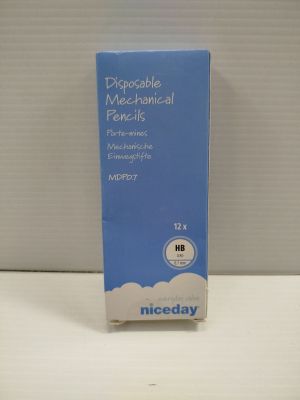 un tube de dentifrice posé sur une table