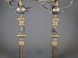 paire de candélabres anciens en laiton et cristal