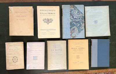 many old books on the table together on the table