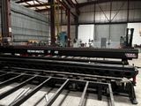 une grande machine installée dans un bâtiment