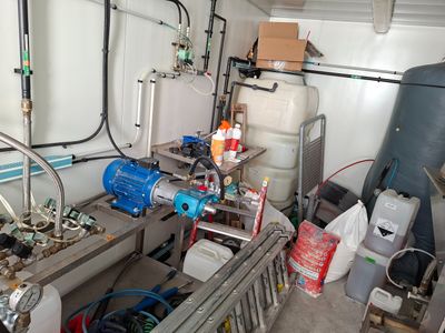 an image of a room with a lot of equipment in it