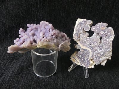 Minéraux de collection. Duo d’agates raisins, flottant et tr…
