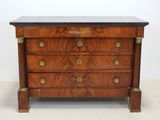 commode ancienne avec dessus en marbre et poignées en laiton