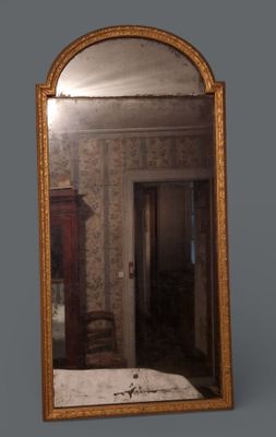 Miroir rectangulaire à lunettes, XVIIème siècle l.75 x H.152