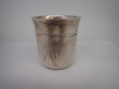 PUIFORCAT Timbale en argent minerve, poids 99g (chocs) - Photo 1