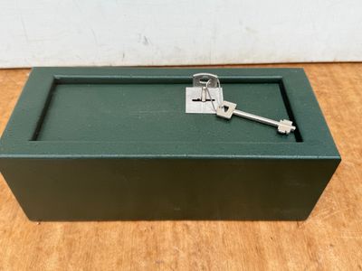 Coffret de sécurité, 28 x 12 x 11