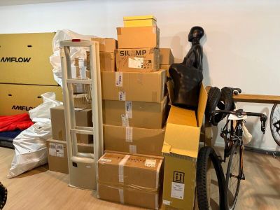 1 portique de sécurité antivol.