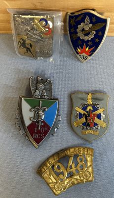 lot de 5 médailles militaires matériel