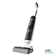 an image of a close up of a razor on a white background