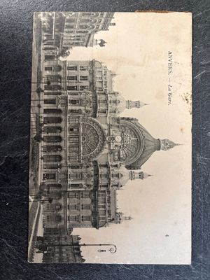 a picture of a black and white photo of a building