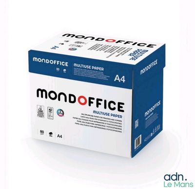 une boîte de papier « Mono Office Multipure » sur fond blanc