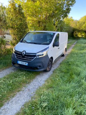 Renault Trafic 3 - Immatriculation (A) : FT-830-GM