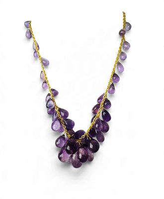 Collier « Amethe » composé de perles « Amethe » et d'une chaîne en or
